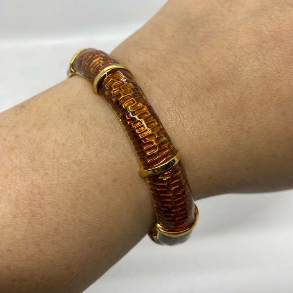 RARE VINTAGE KENNETH JAY LANE(KJL) LION HEAD CLAMPER BRACELET - Picture 6 of 7